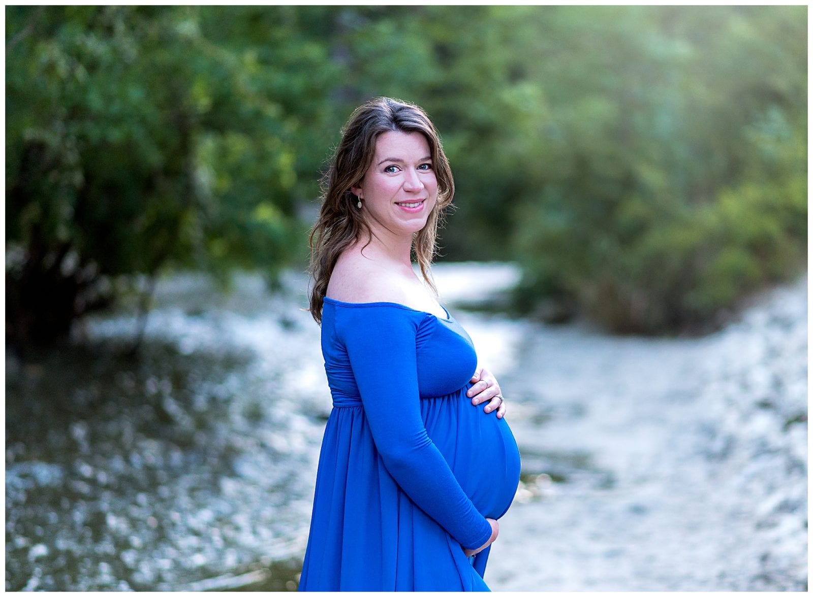 Maternity Photo by a creek