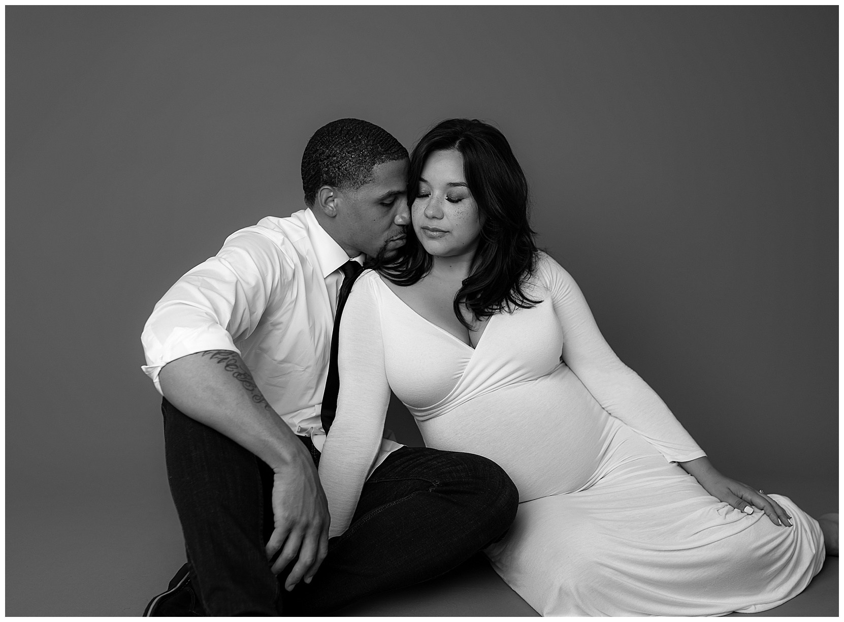 black and white intimate maternity photo