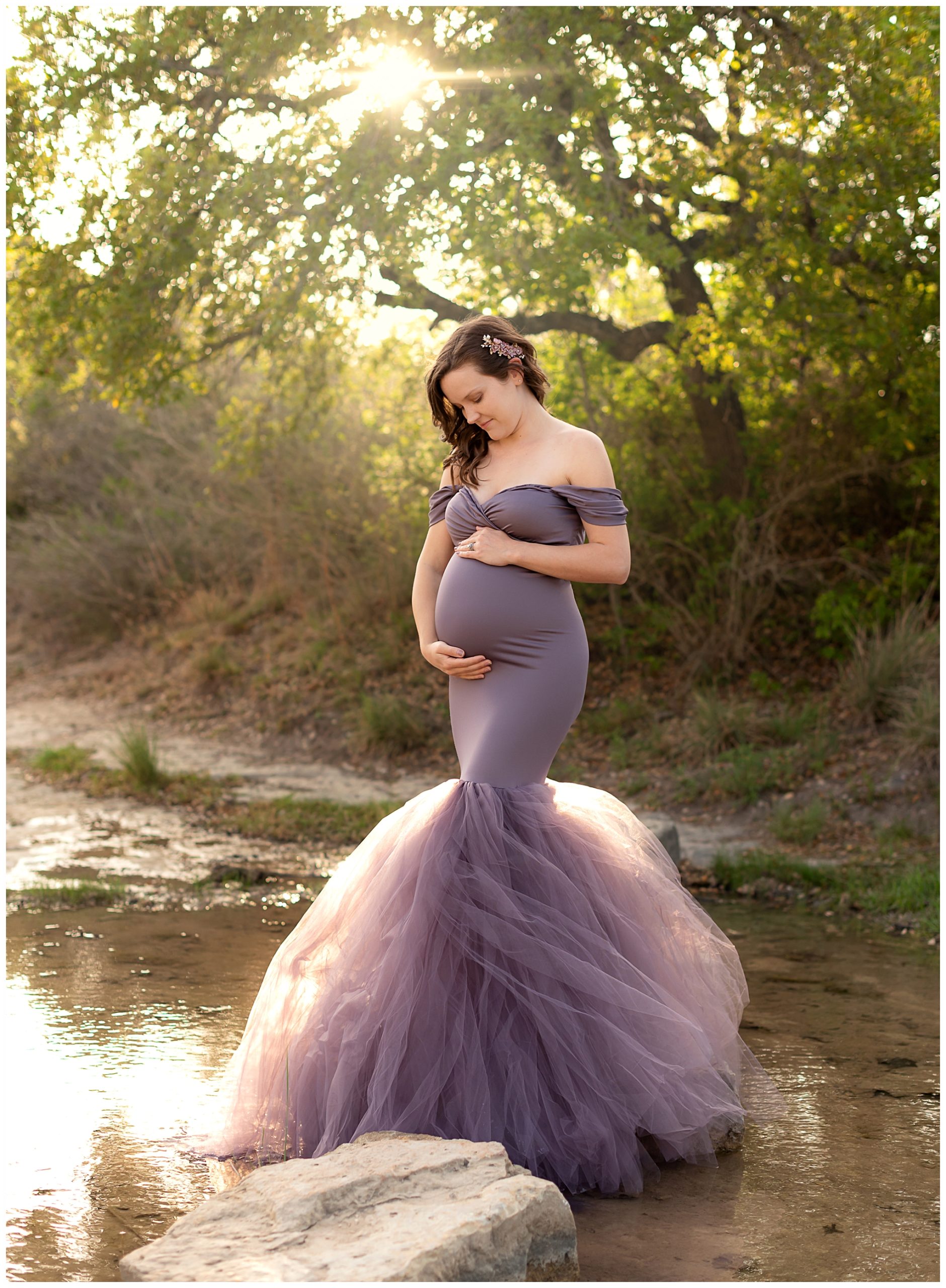 Outdoor Maternity Photo Safety 